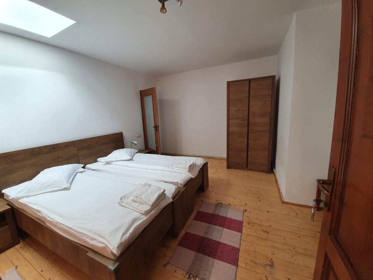 Casa Terezia Hotel Brasov Ngoại thất bức ảnh