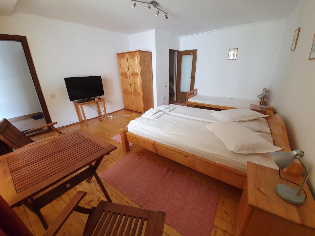 Casa Terezia Hotel Brasov Ngoại thất bức ảnh