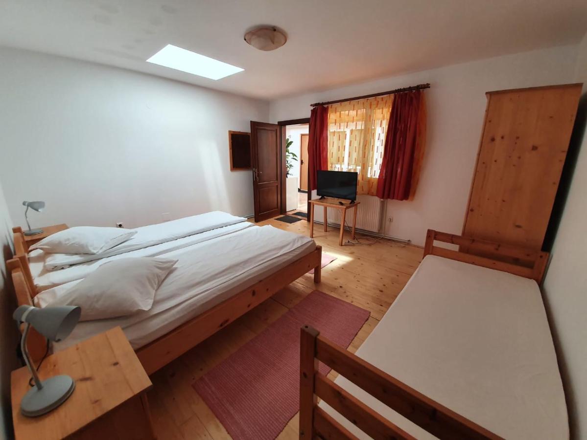 Casa Terezia Hotel Brasov Ngoại thất bức ảnh